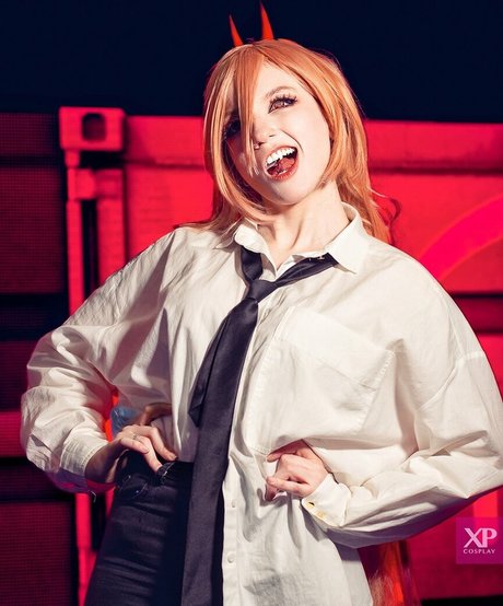 blonde gangbang-onlyfans perfekte erwachsene foto