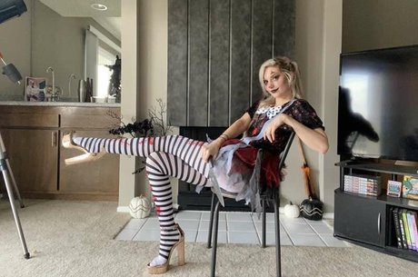 jeansarsch onlyfans heiße nackten bilder