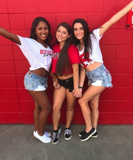 Julia Olivia pornographische pornostar fotos