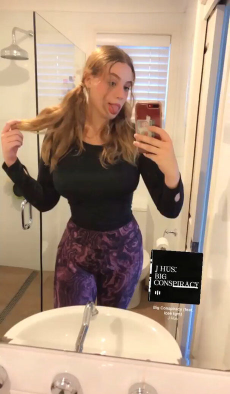 blonde gangbang-onlyfans erwachsene schöne foto