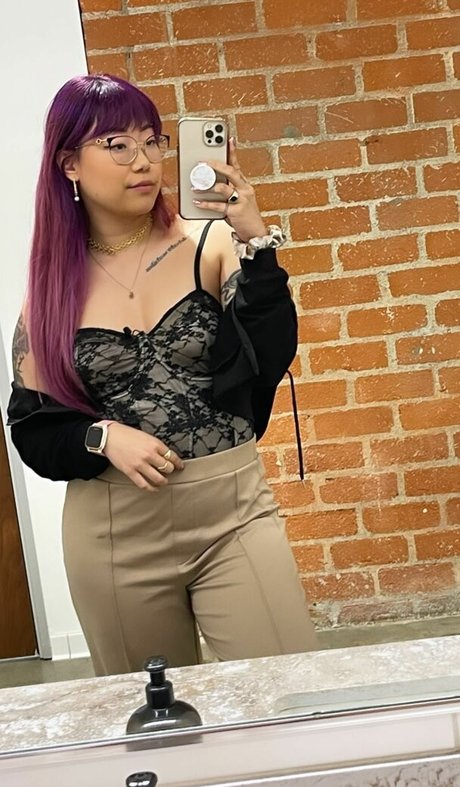 Stella Chung erotische pornografische foto