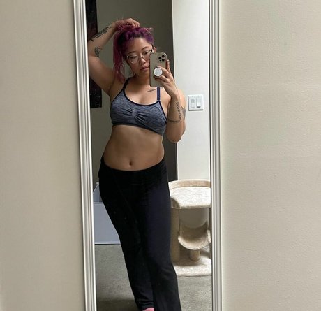 Stella Chung exklusive akt foto