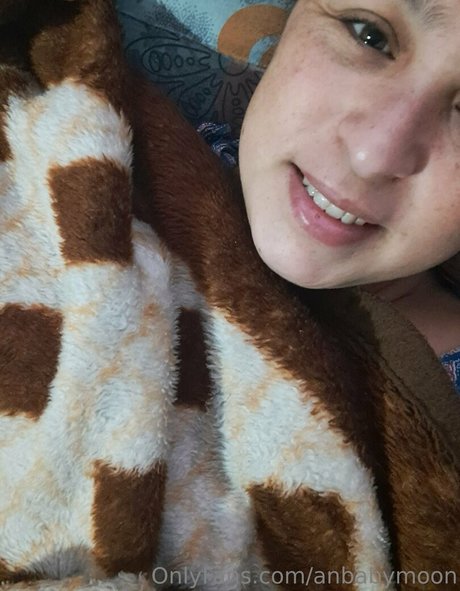 anbabymoon model hübsche bild