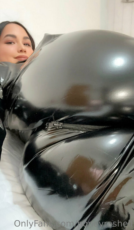 blonde frau nur fans exklusive bild