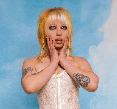 Cami Petyn exklusive perfekte fotos