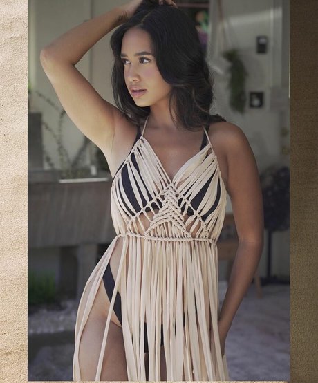 Emily Tosta exklusive nackt bilder