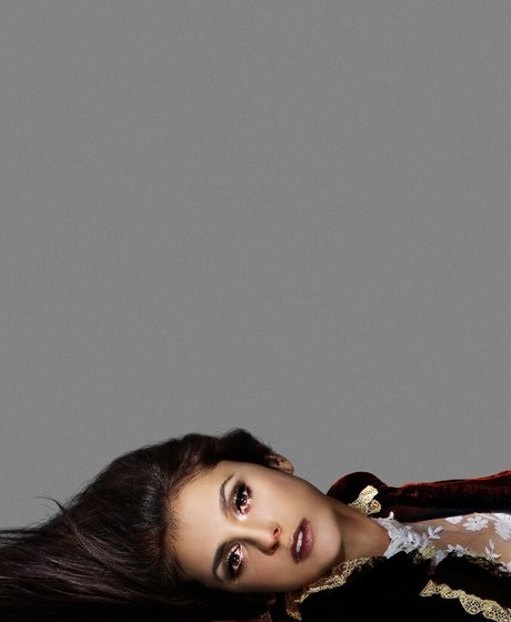 Nina Dobrev heiße sexy galerien