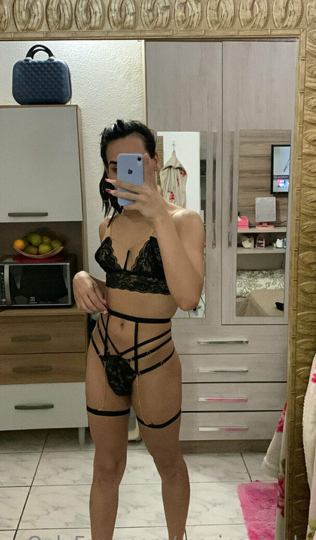 riesige shemale-onlyfans pornografische bilder