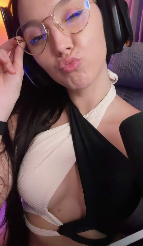 Bisscute schöne nackt bild