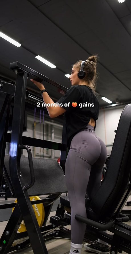 Elora Gummerson schöne pornostar fotos