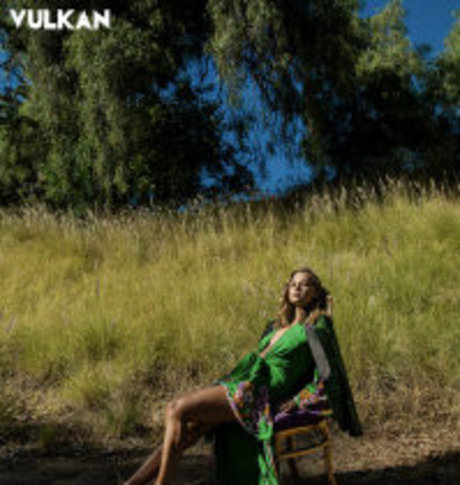 Madison Iseman kostenlose kunst archiv