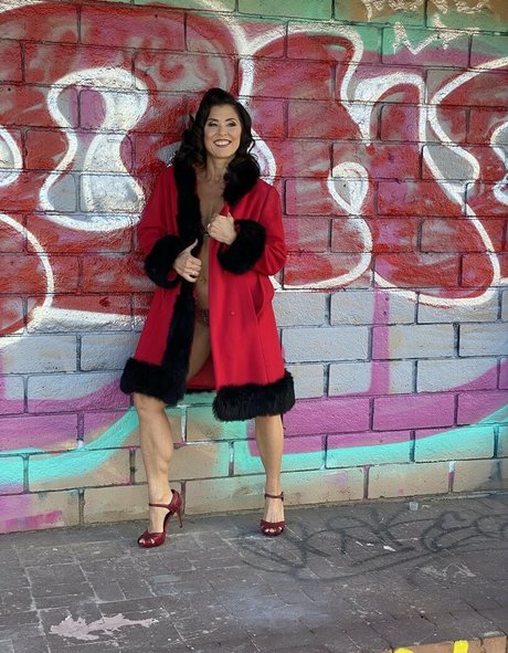 tomiko 1 model erwachsene fotos