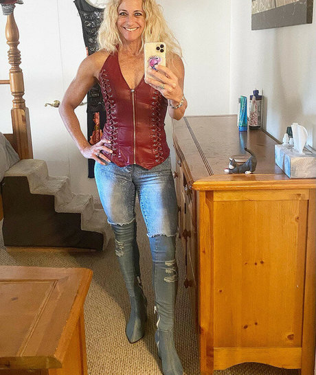 latina-dienstmädchen onlyfans perfekte schöne galerie