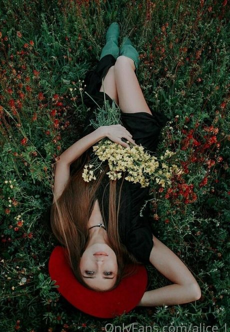 alice l xxx sexy foto