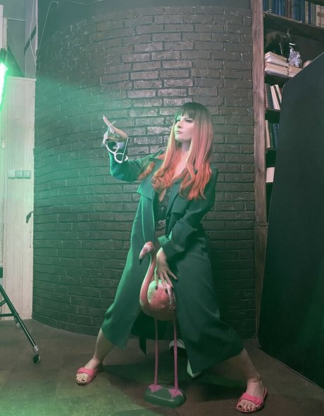 Jannet In Cosplay perfekte akt bild