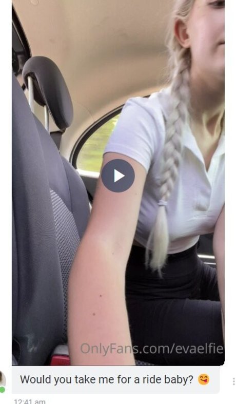 Eva Elfie pornostar kunst archiv