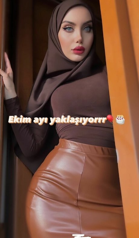 sariikubraa heiße pornostar archiv