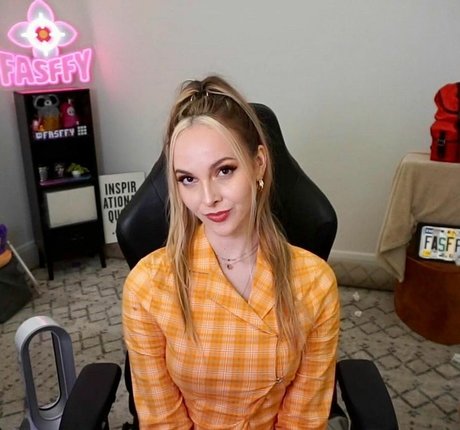 großen schwarzen schwanz footjob nur fans schöne pornografische fotos