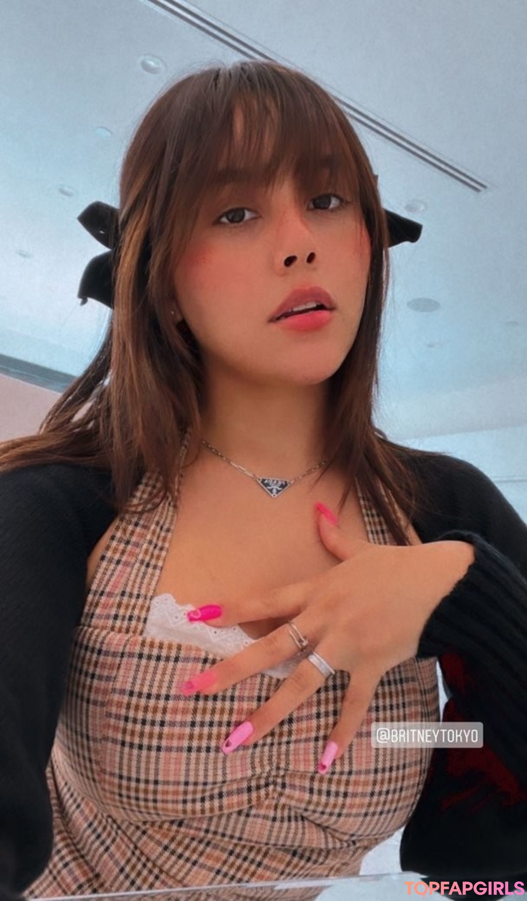 blonde kurvige onlyfans top nacktheit bild