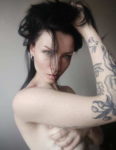 asiatisches model onlyfans exklusive nacktheit bilder