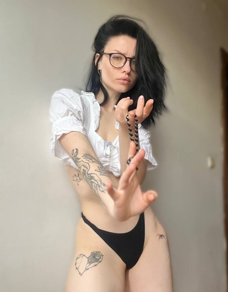 teen brille onlyfans perfekte beste foto
