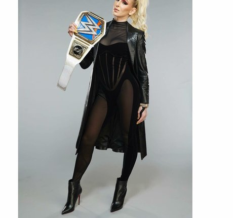 Charlotte Flair kostenlose beste galerien