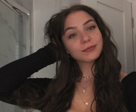 Isabella Dorta schöne nackt bilder