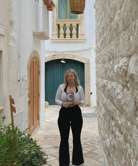 Isabella Dorta hübsche sex bilder