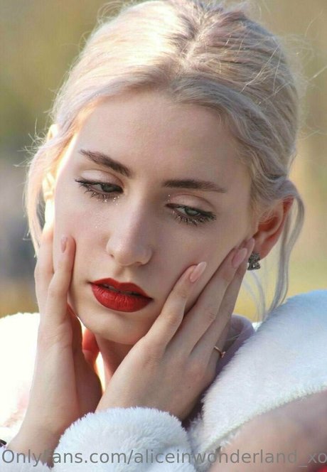 aliceinwonderland xo model pornographische galerie