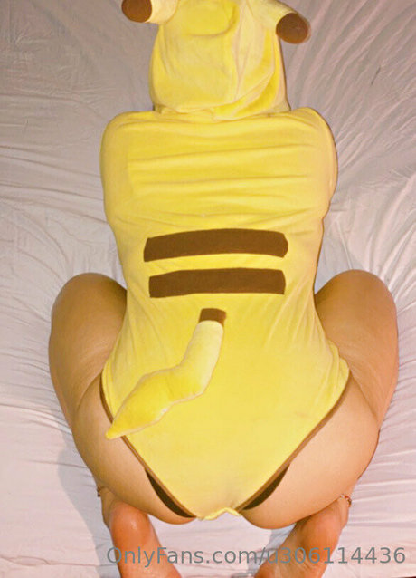 lilpikaachu nackt porno fotos