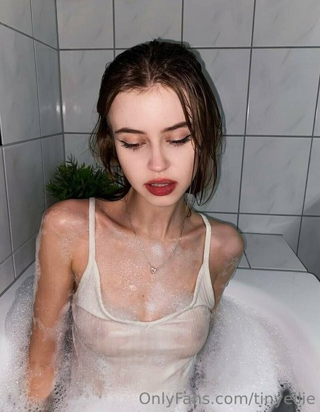 vollbusige asiatische onlyfans erwachsene porno archiv