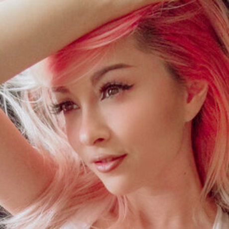 geile asiatische onlyfans heiße nackte fotos