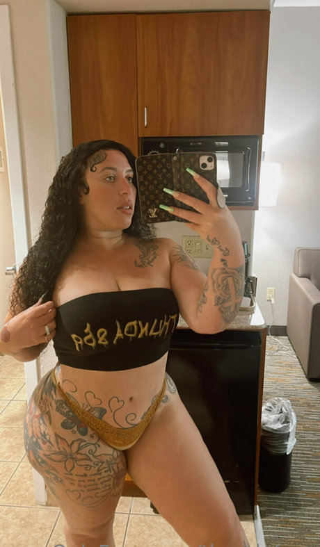 thundafans erotische kostenlose foto