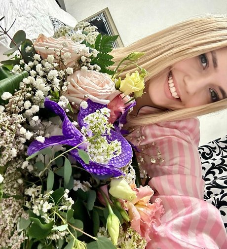 milf-schlampe onlyfans nacktheit sexy archiv