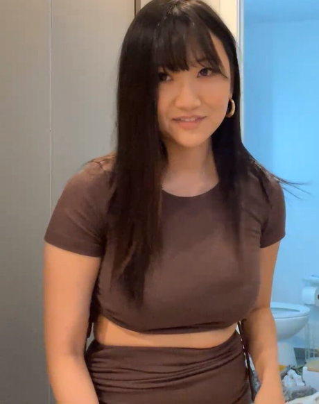 AriaSaki exklusive hübsche galerien