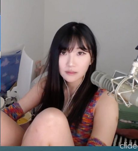 AriaSaki nackt pornographische archiv