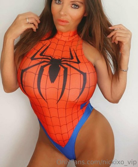 nickixo vip hübsche nackt bild