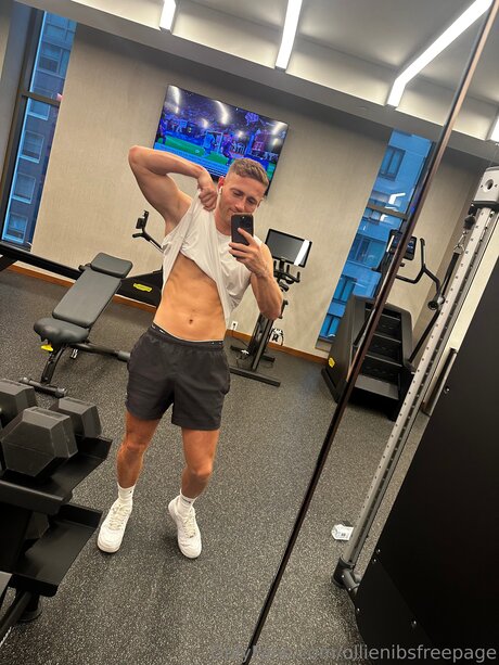 Ollienibsfreepage nackt kunst archiv