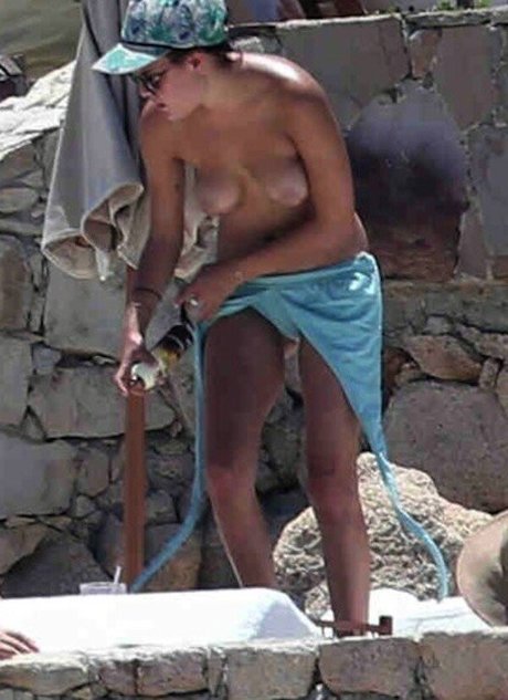 Rumer Willis kunst sex fotos