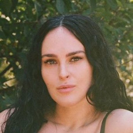 Rumer Willis perfekte akt fotos