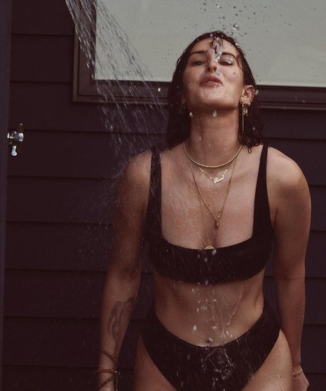 Rumer Willis heiße galerie