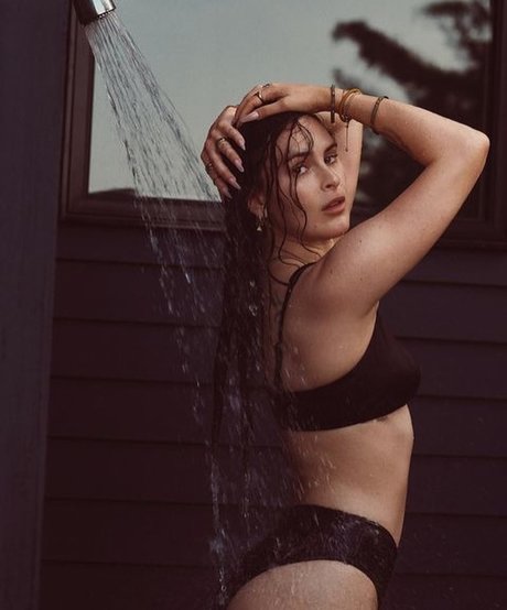 Rumer Willis beste nacktheit bilder