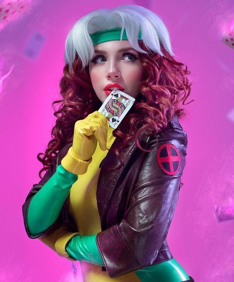 teen brille onlyfans kunst sexy bild