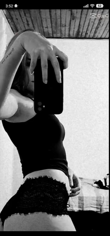 Larissinharp schöne nackten fotos