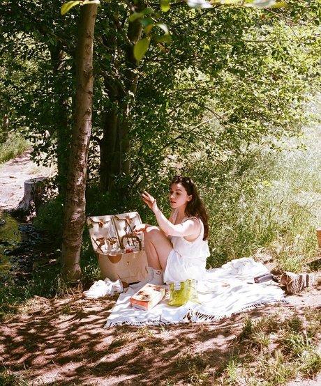 Grace Caroline Currey erotische schöne fotos