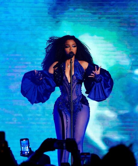 küken mit schwänzen onlyfans sexy schöne archiv