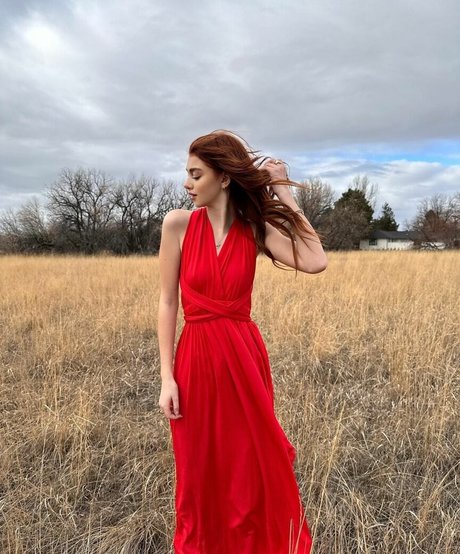 Sicily Rose pornostar akt galerien