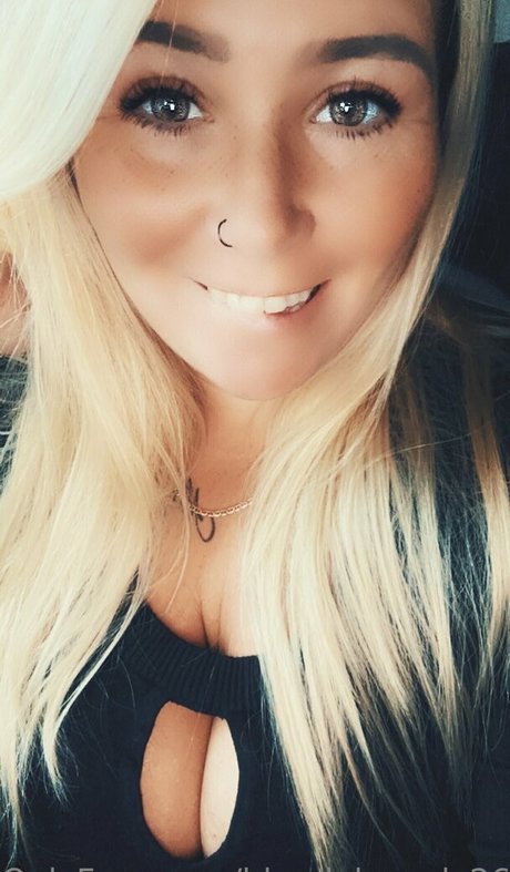 blondebrandy269 nackt pornographische bild