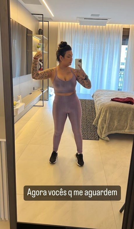 Lett Pereira erotische nackte bilder