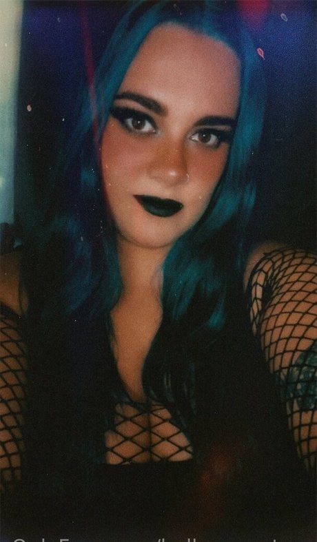 blondine masturbiert nur fans heiße kostenlose bild